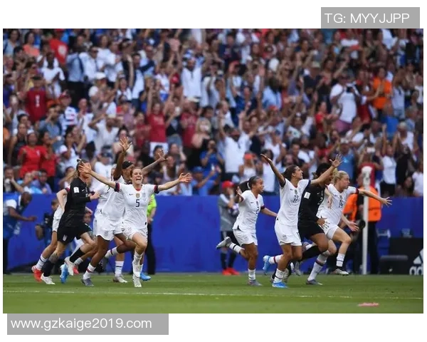 美国足球明星的辉煌历程与场上风采全景素描 美国足球明星的辉煌历程与场上风采全景素描