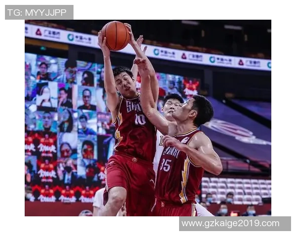 重庆篮球队与广州篮球队赛后状态分析与复盘探讨 重庆篮球队与广州篮球队赛后状态分析与复盘探讨